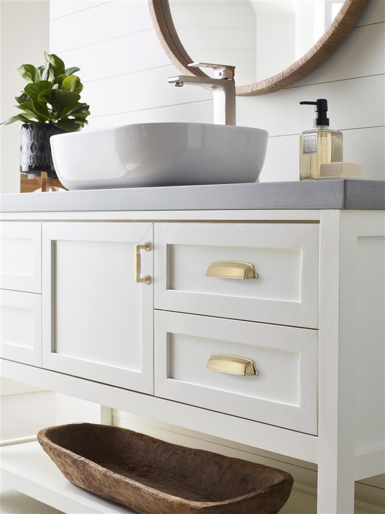 Stature Cabinet Pull