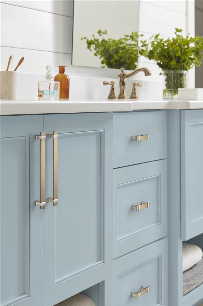 Overton Cabinet Pull