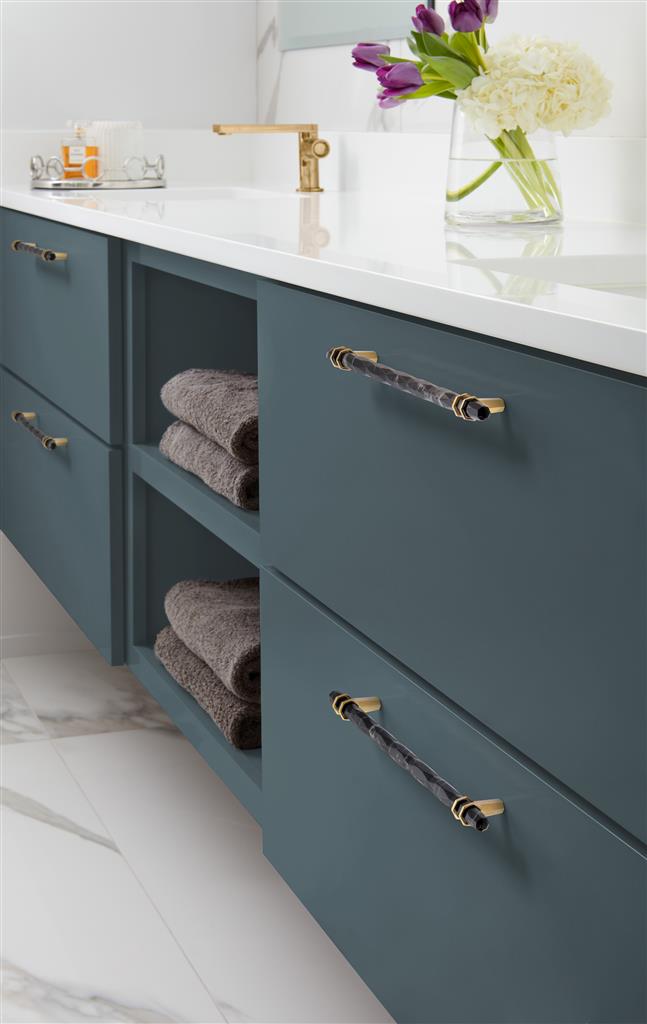 Carrione™ Cabinet Pull