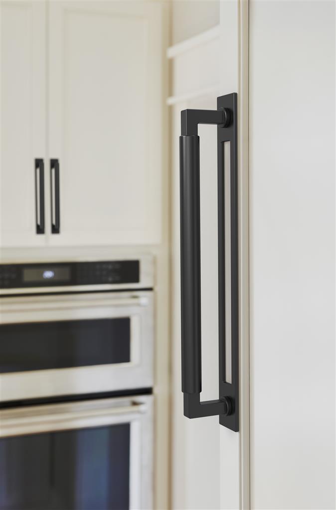 Medora Appliance Pull Backplate
