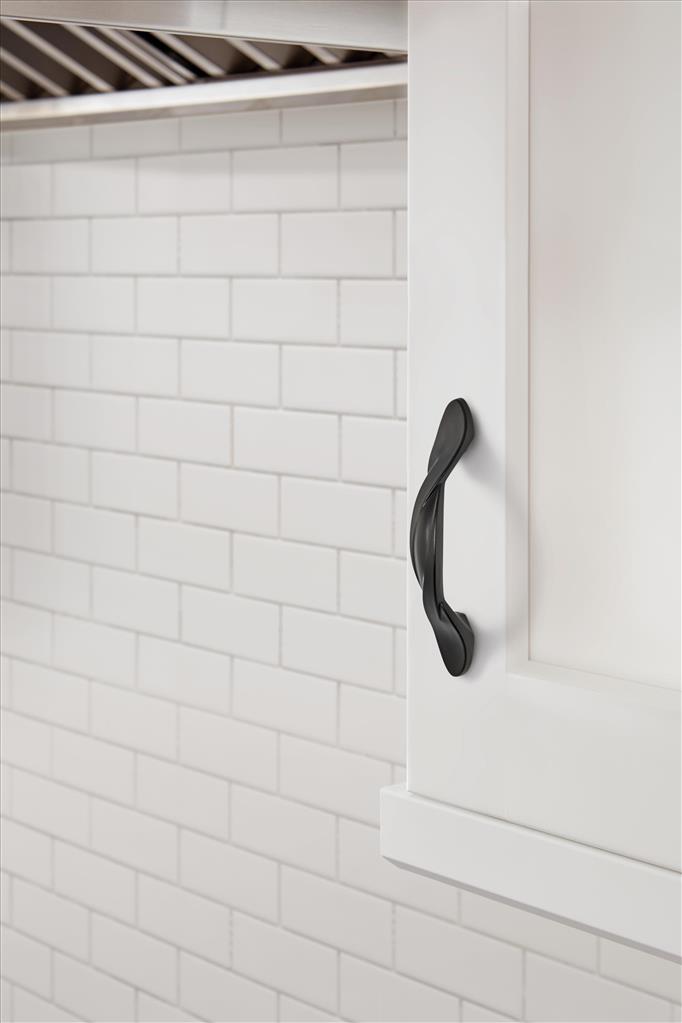 Intertwine Cabinet Pull