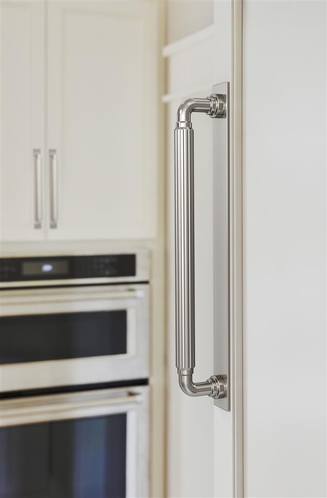 Ladera Appliance Pull Backplate