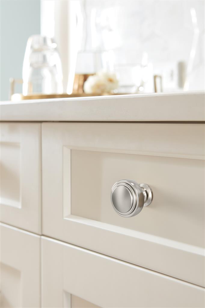 Winsome Cabinet Knob