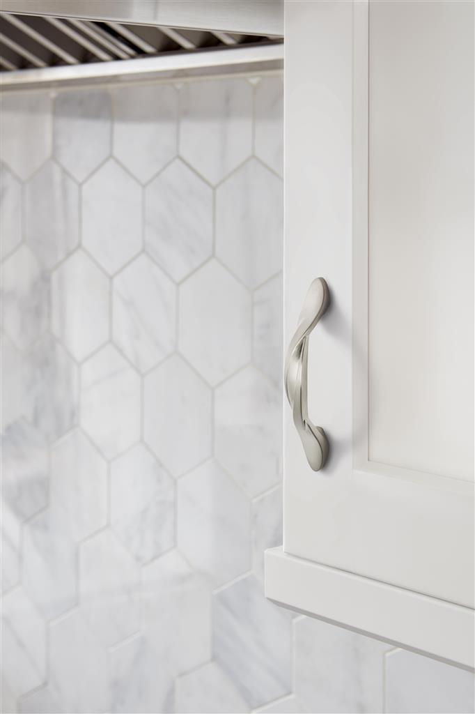 Intertwine Cabinet Pull