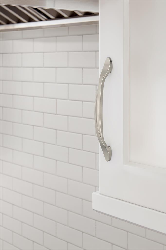 Intertwine Cabinet Pull
