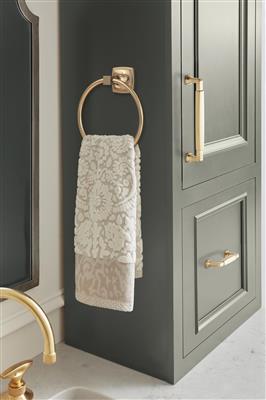 Stature Cabinet Pull