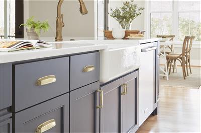 Stature Cabinet Pull