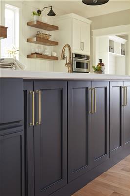 Stature Cabinet Pull