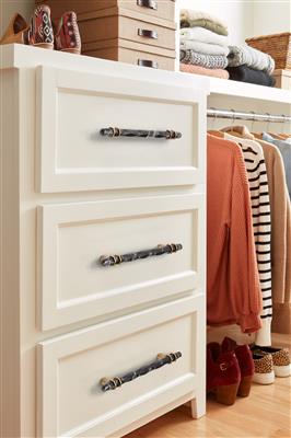 Carrione™ Cabinet Pull