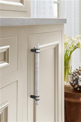Carrione™ Cabinet Pull