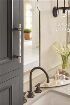 Carrione™ Cabinet Pull