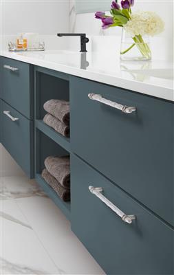 Carrione™ Cabinet Pull