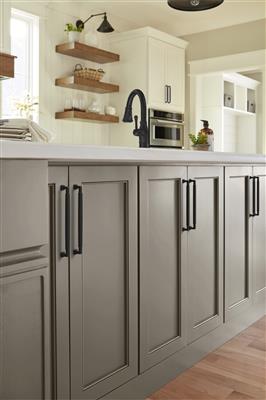 Stature Cabinet Pull
