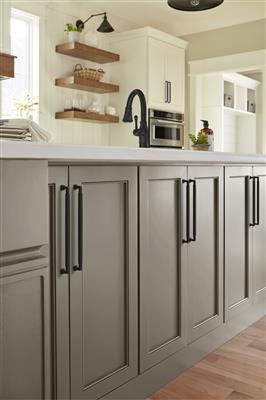 Stature Cabinet Pull