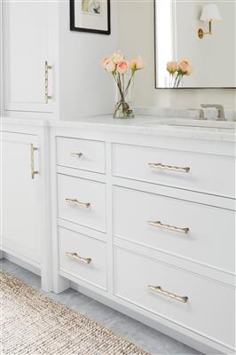 St. Vincent Cabinet Knob