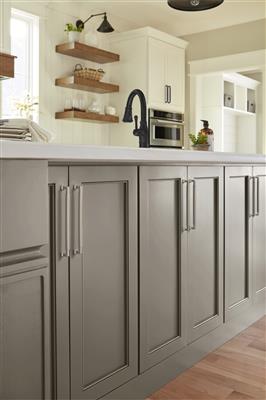 Stature Cabinet Pull